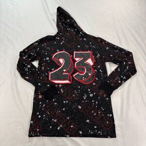 Launder 23 Legend Chicago Bulls Tshirt  Medium      Lot N
